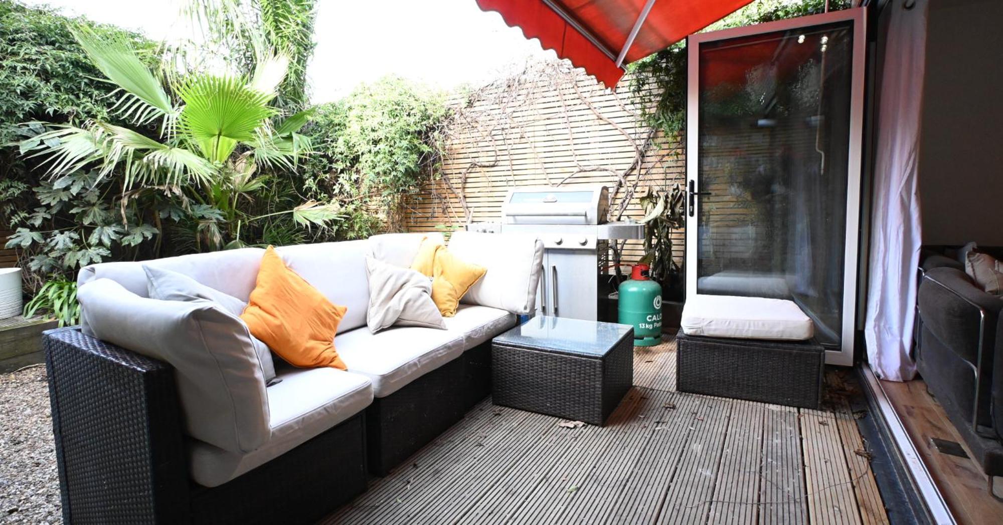 3-Bed House With Amazing Garden Villa ลอนดอน ภายนอก รูปภาพ